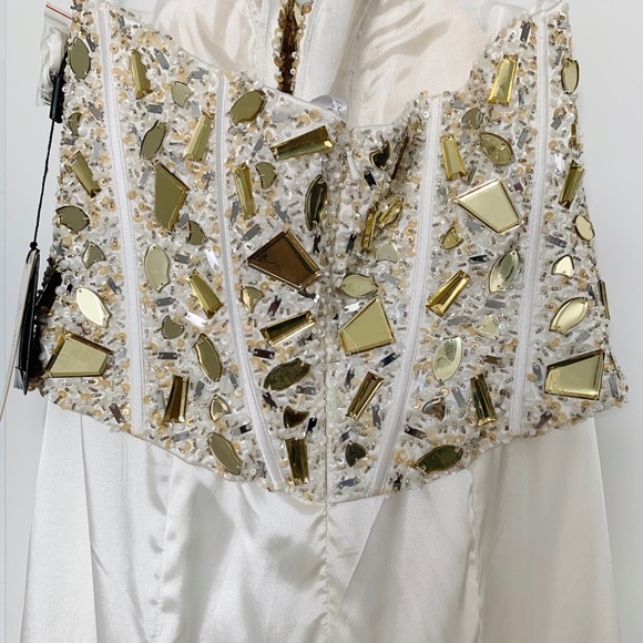 NWT - Terani Couture Ivory & Gold Gown - Picture 6 of 7